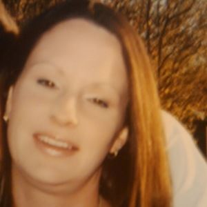 Meet your Posher, Debi